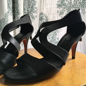 Sexy Black Pumps